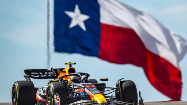 Checo Pérez piloto de Red Bull terminó cuarto en el GP de Estados Unidos